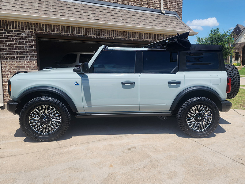 2024 Ford Bronco Black Diamond Tis 553bm 22x10 Radar Renegade 285 50r22 2024 Ford Bronco Black Diamond Tis 553bm 22x10 Radar Renegade 285 50r22