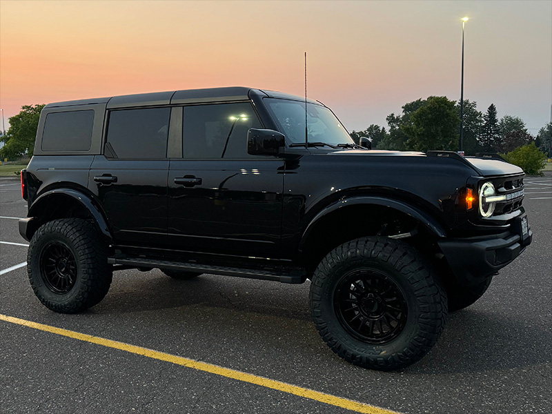 2024 Ford Bronco Kmc Km542 18x9 Nitto Ridge Grappler 35x12 50r18 2024 Ford Bronco Kmc Km542 18x9 Nitto Ridge Grappler 35x12 50r18